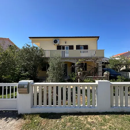 Schoenes In Strandnaehe - Sabunike * פריבלאקה