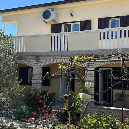 בית נופש Schoenes In Strandnaehe - Sabunike *